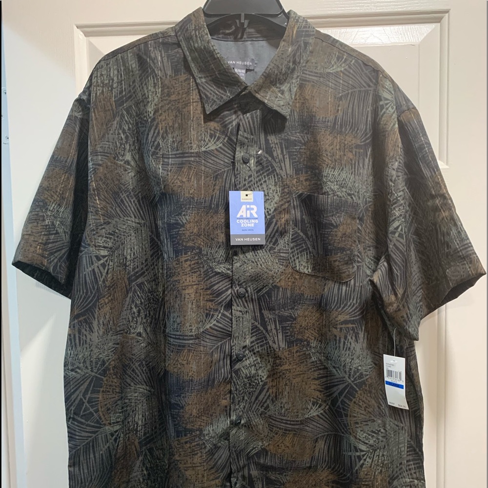 Men’s casual brand new shirt